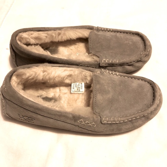 UGG Grey slippers mocasines - Picture 2 of 9
